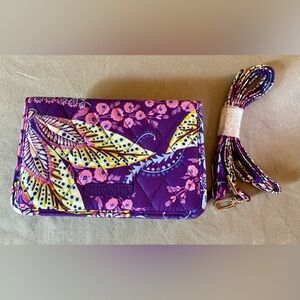 ✨Vera Bradley RFID All in One Crossbody✨ NWOT